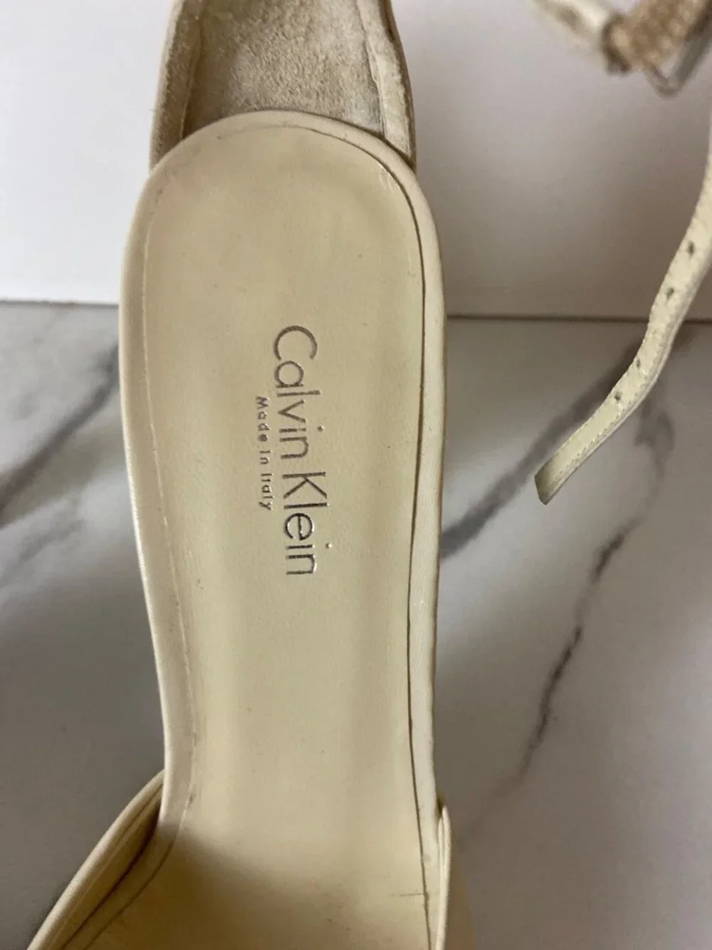 Calvin Klein Womens Peep-Toe Cream Heels With Ankle Strap Size 6 4-Inch Heel Mad